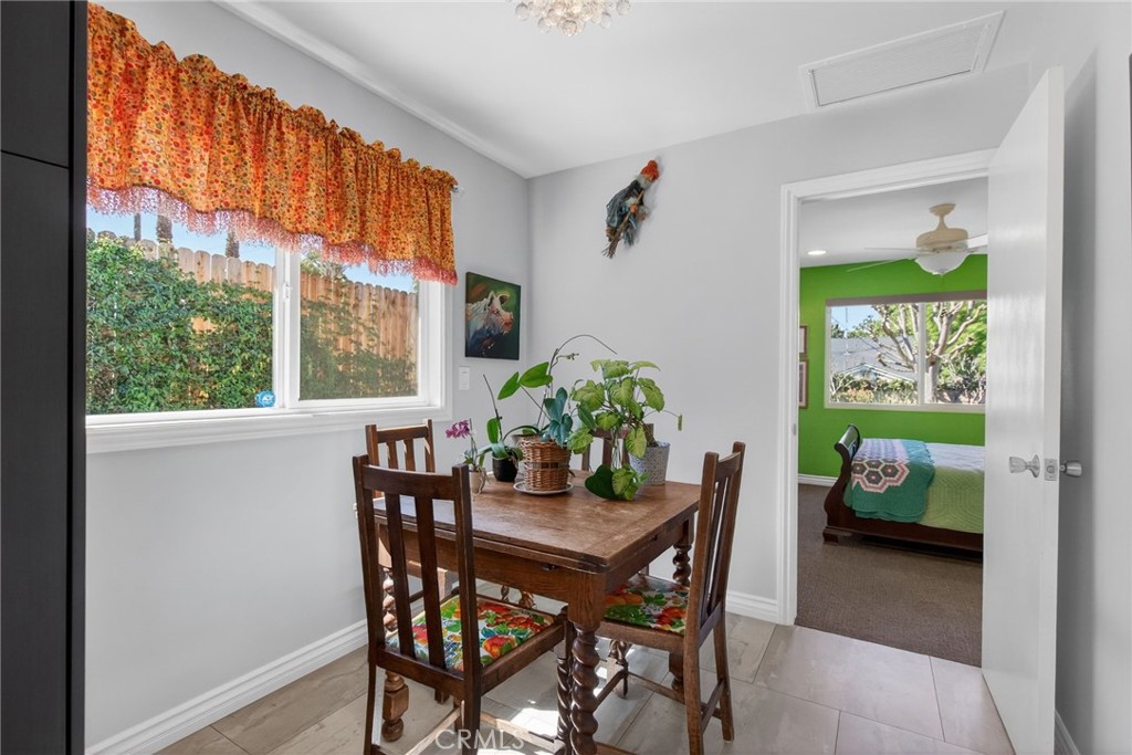5305 Bardwell
