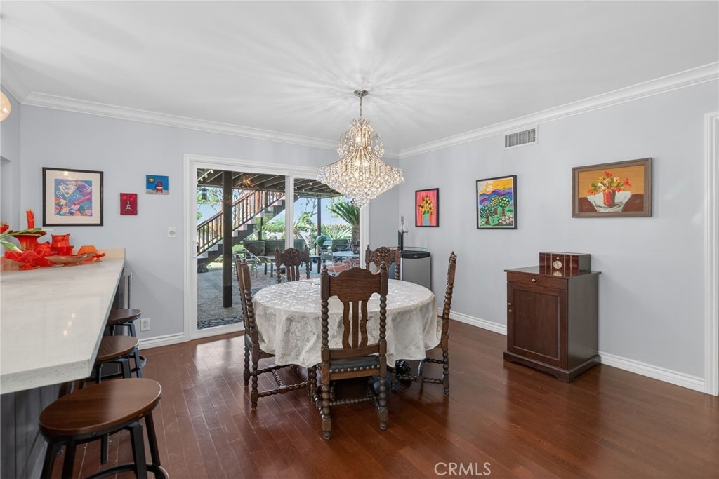 5305 Bardwell