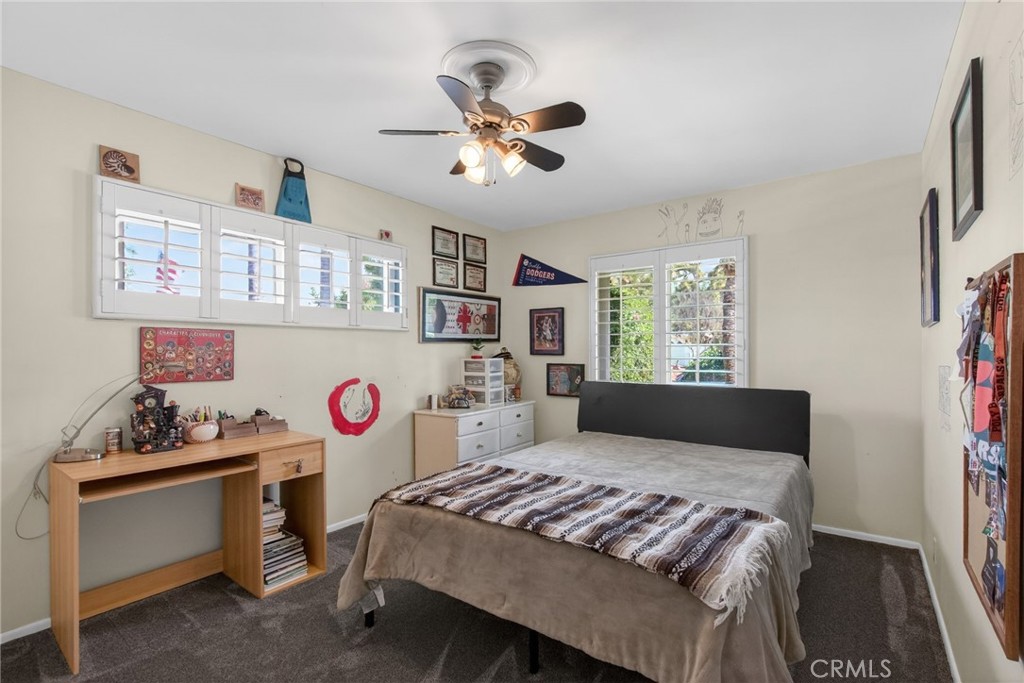 5305 Bardwell