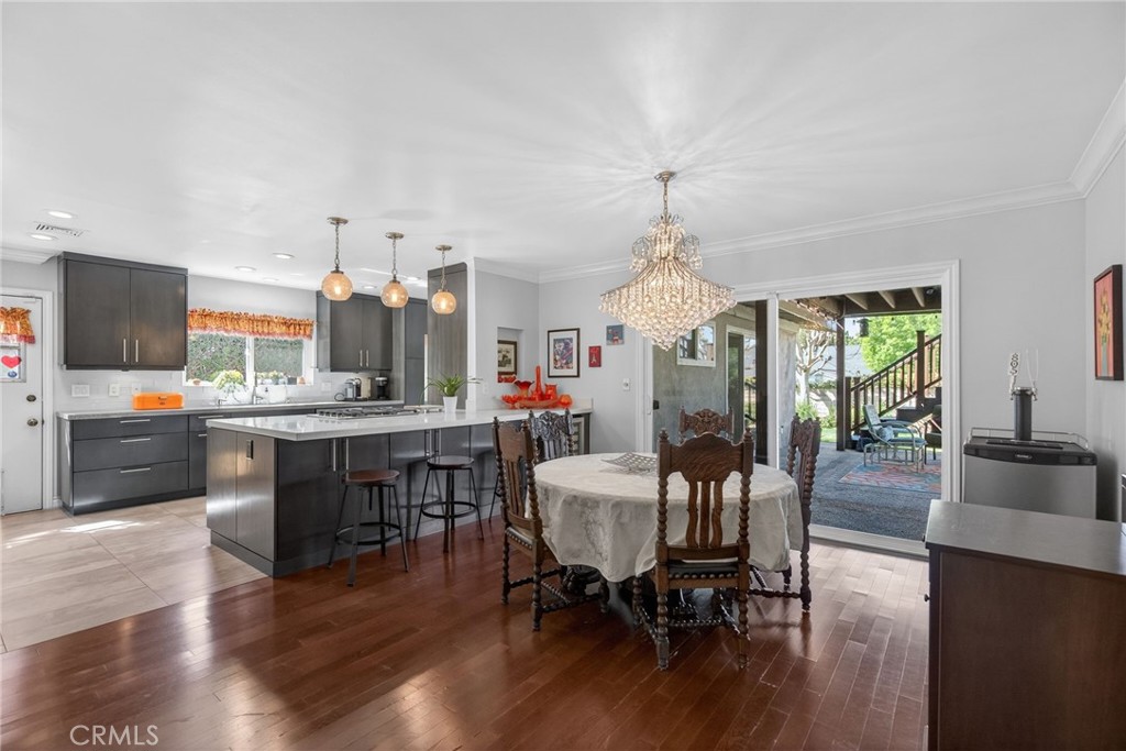 5305 Bardwell