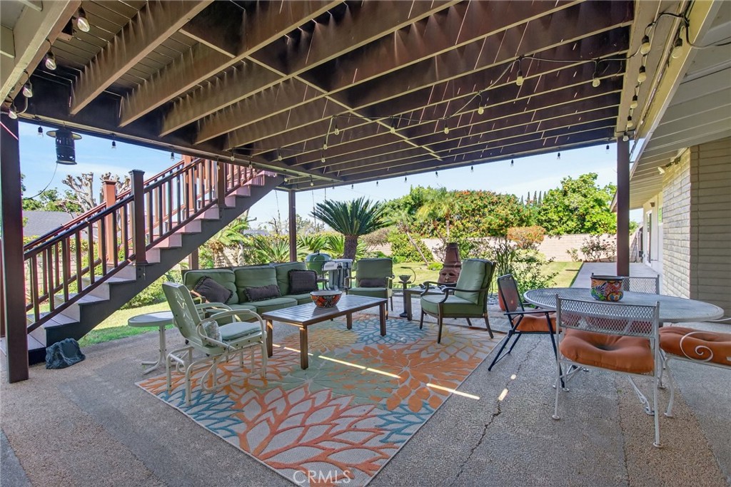 5305 Bardwell