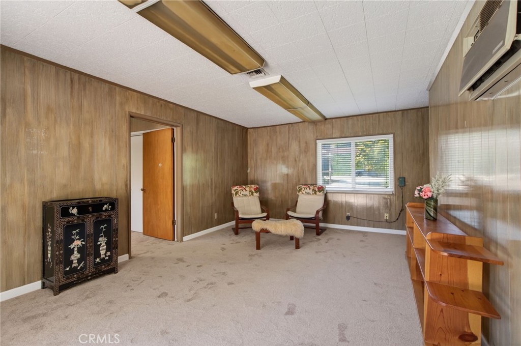 4360 Watkins