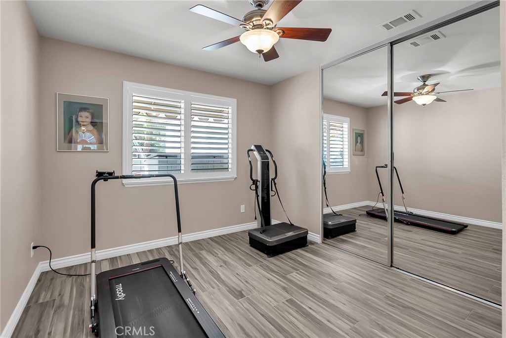 6712 Mission Grove Parkway N