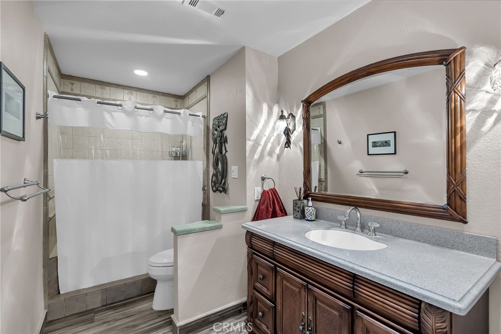 6712 Mission Grove Parkway N