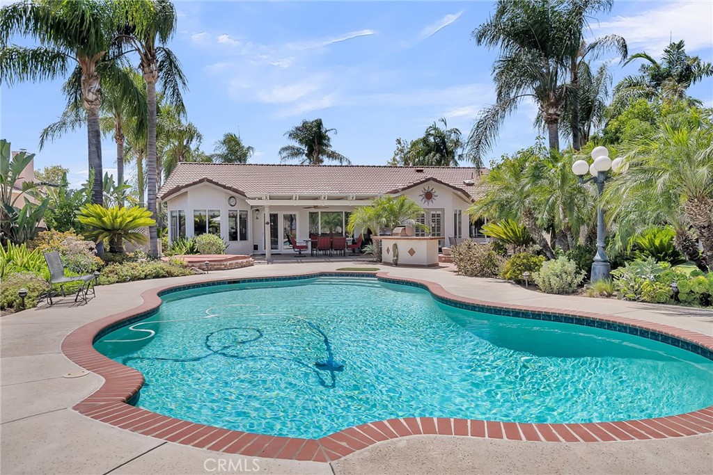 6712 Mission Grove Parkway N