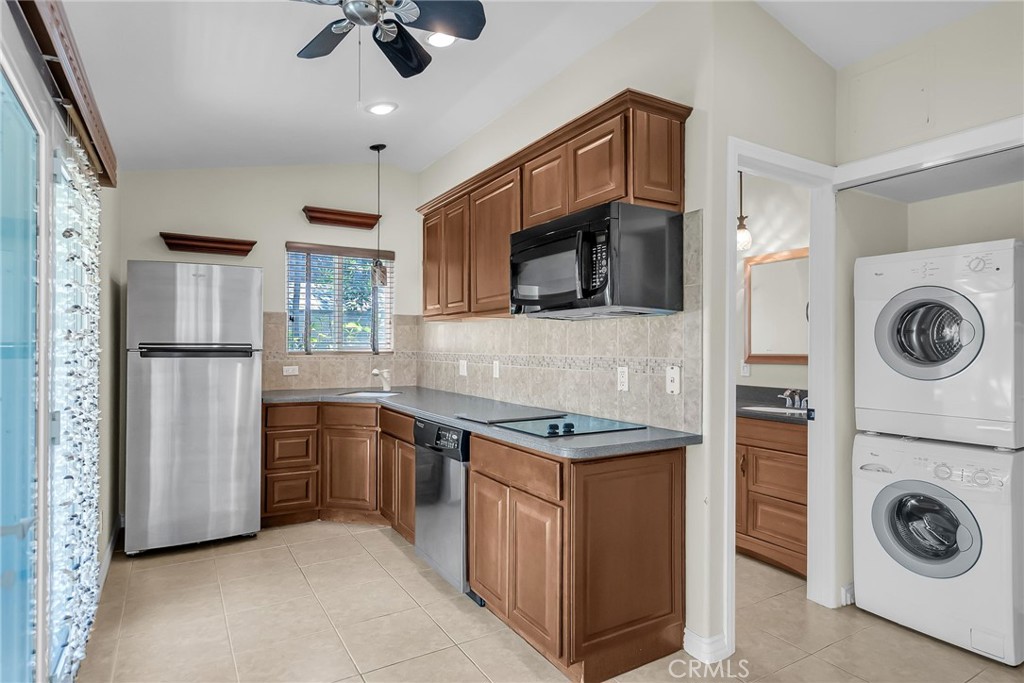 6712 Mission Grove Parkway N