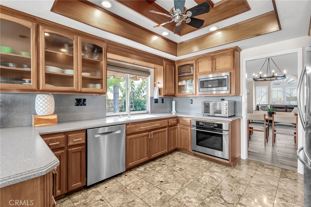 6712 Mission Grove Parkway N