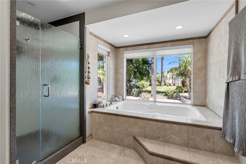 6712 Mission Grove Parkway N