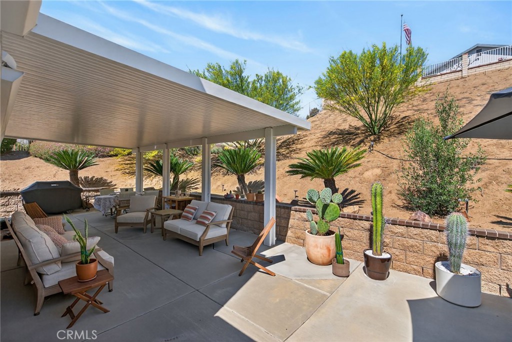 7613 Mountain Shadow