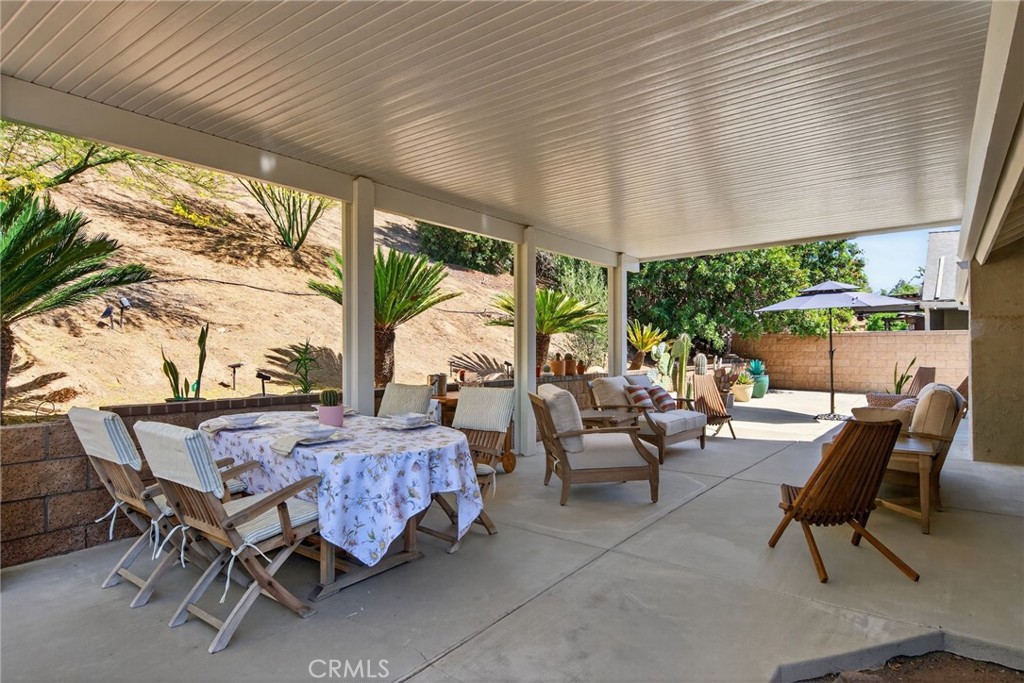 7613 Mountain Shadow