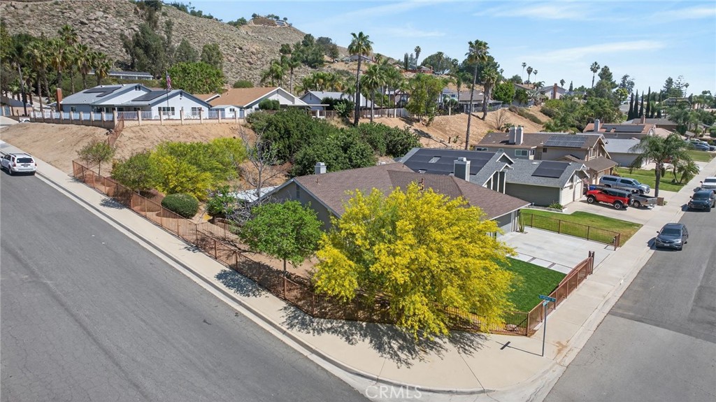 7613 Mountain Shadow