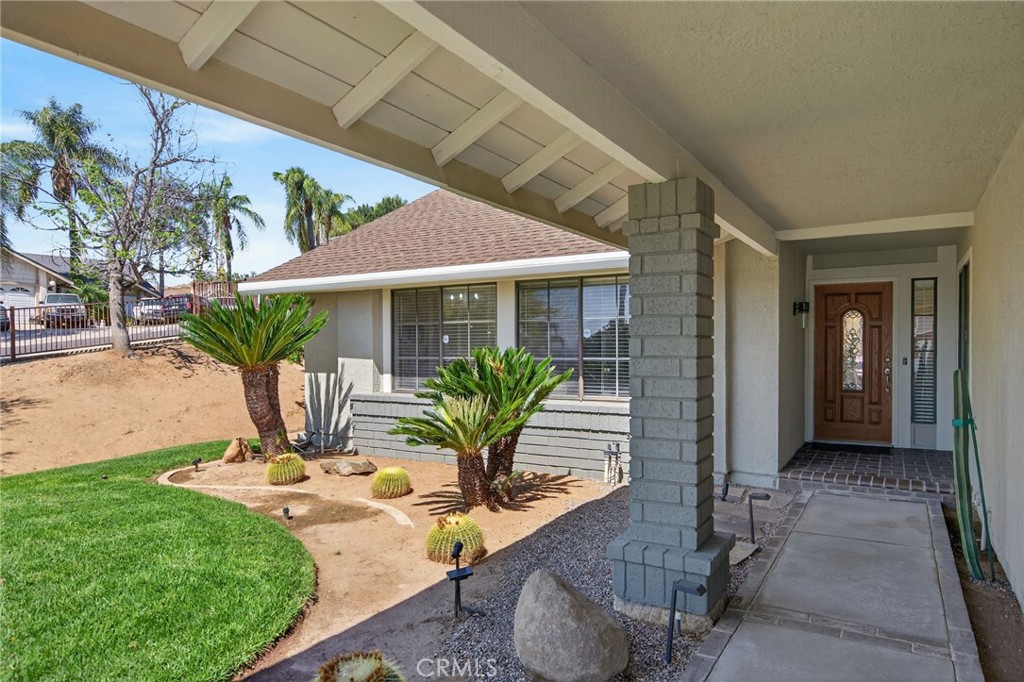 7613 Mountain Shadow