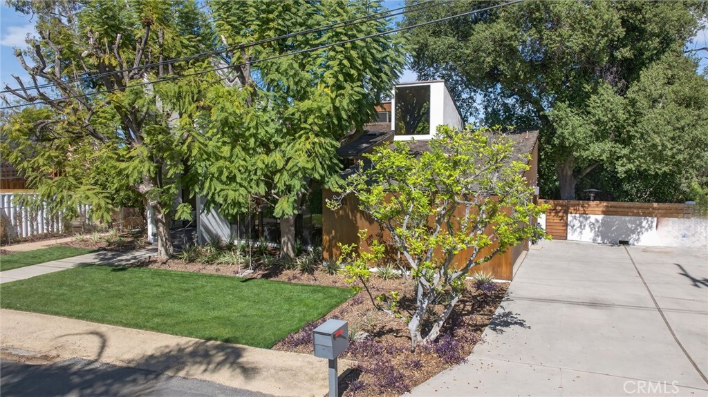 2023 Arroyo Drive