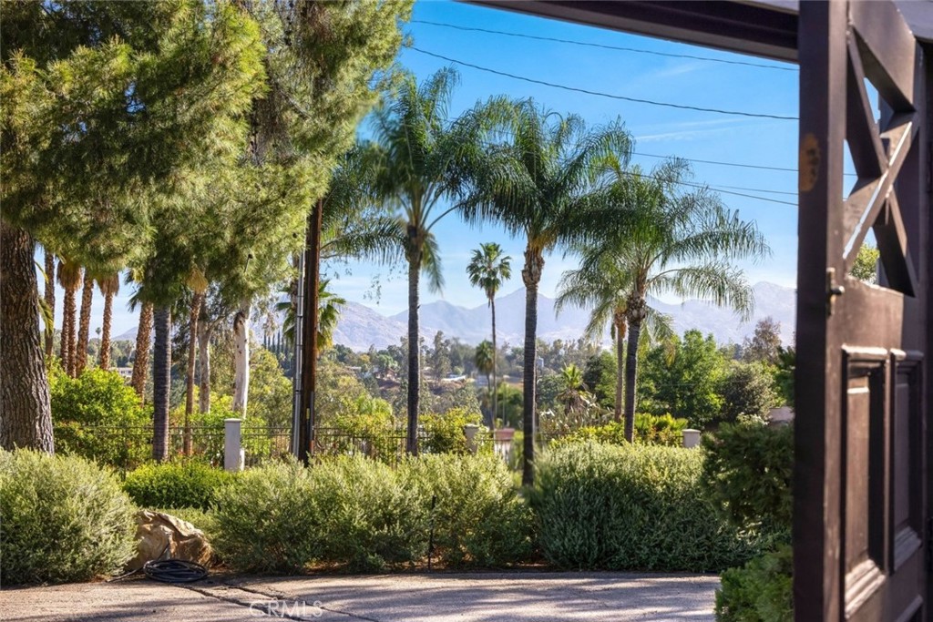 2278 Arroyo
