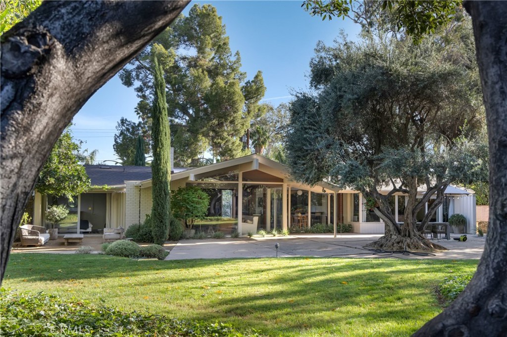 2278 Arroyo