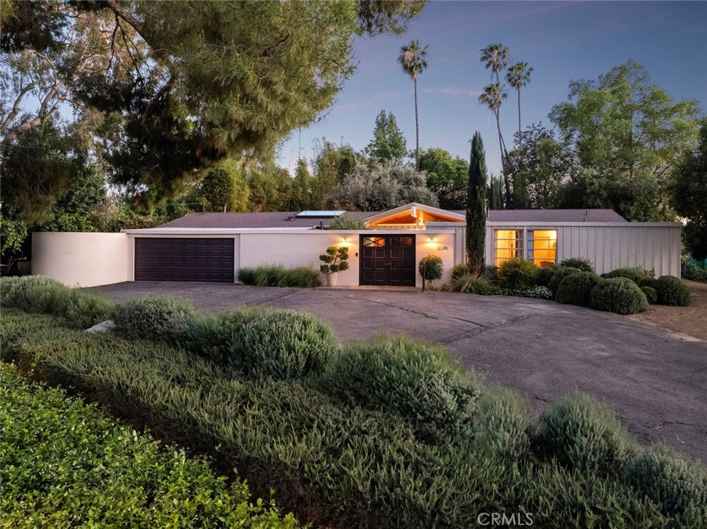 2278 Arroyo