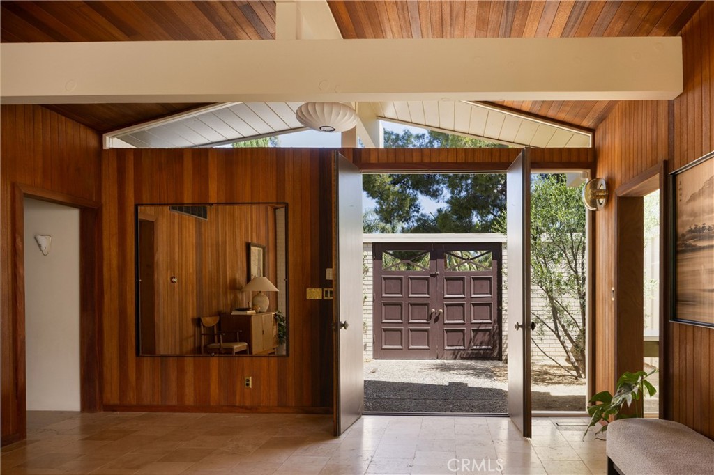 2278 Arroyo