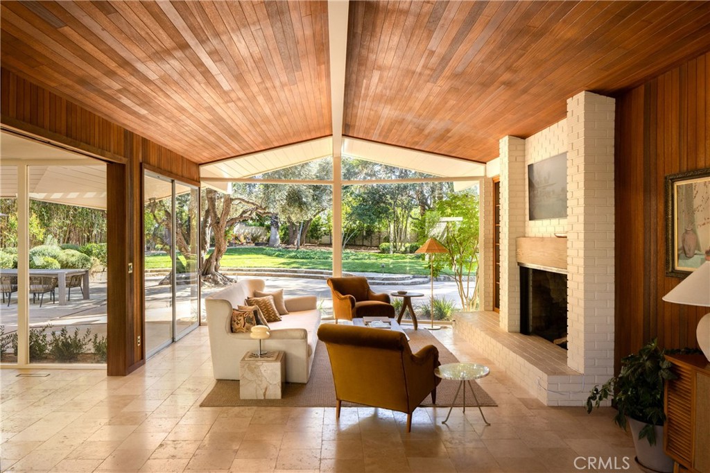 2278 Arroyo
