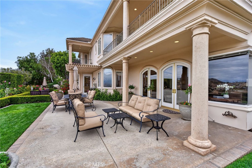 6952 Royal Hunt Ridge