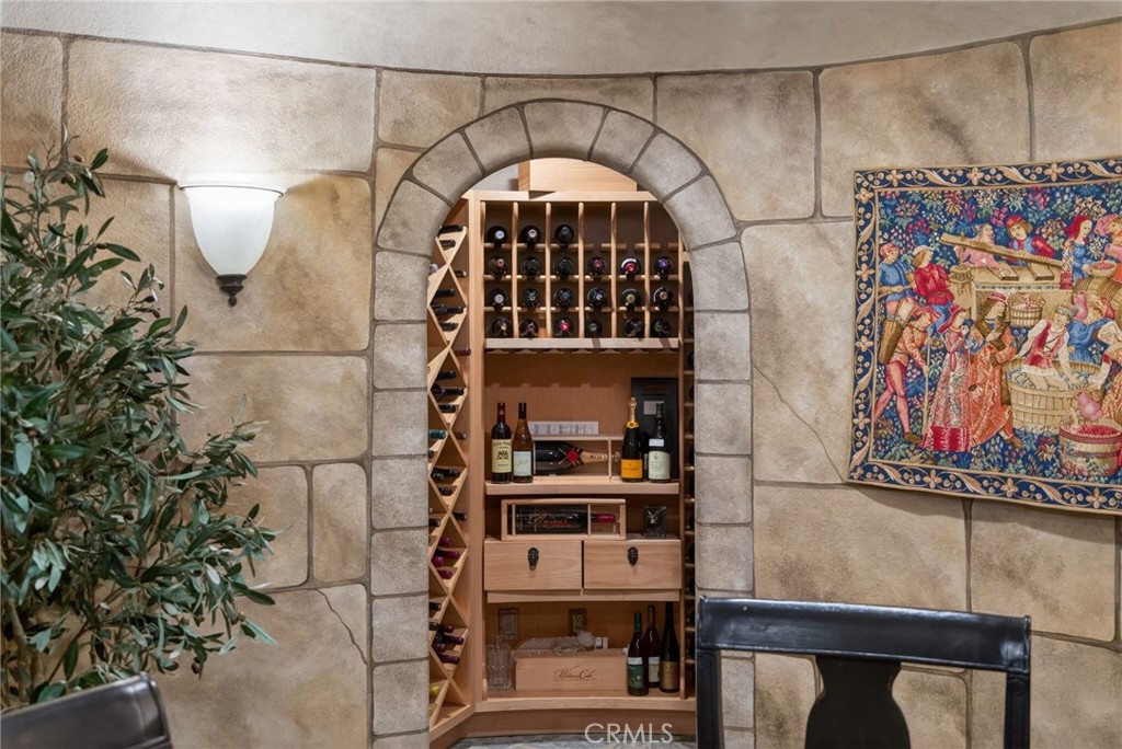 6952 Royal Hunt Ridge