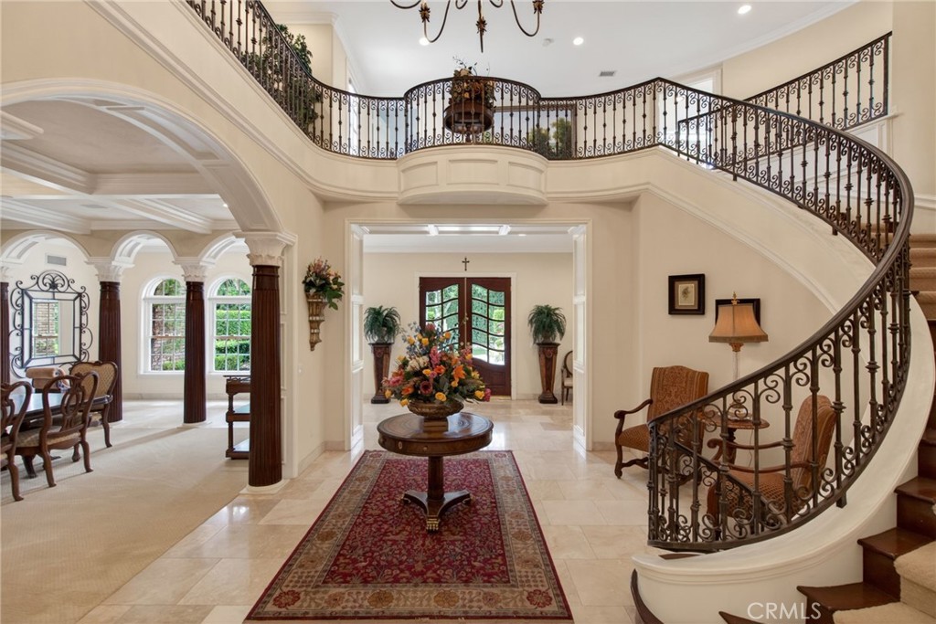 6952 Royal Hunt Ridge