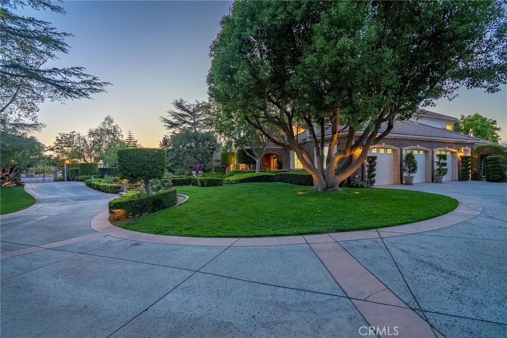 6952 Royal Hunt Ridge