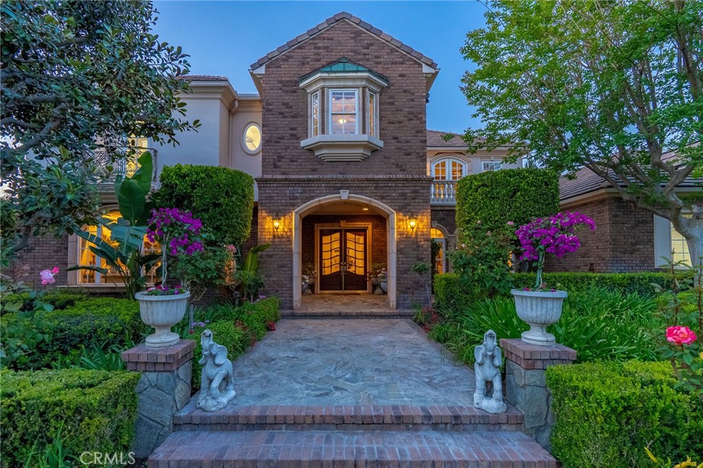 6952 Royal Hunt Ridge
