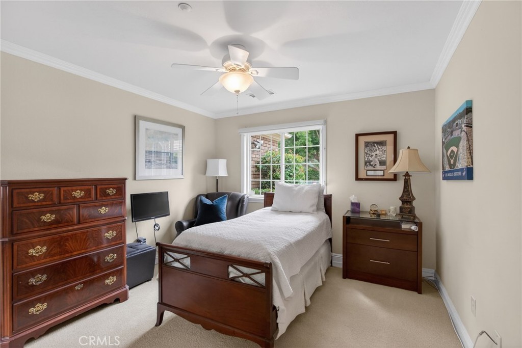 6952 Royal Hunt Ridge