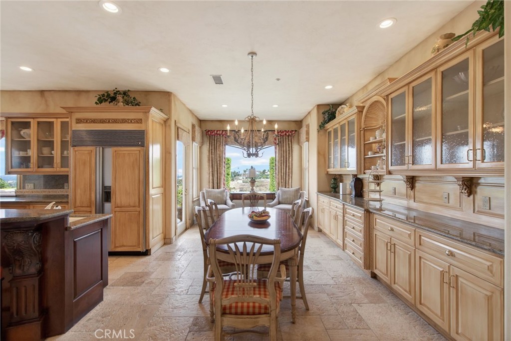 6952 Royal Hunt Ridge