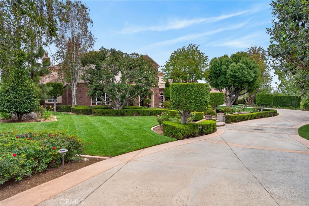 6952 Royal Hunt Ridge