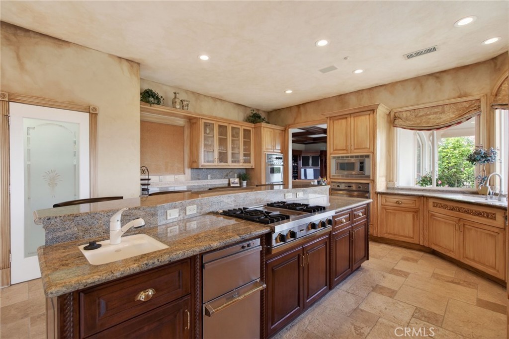 6952 Royal Hunt Ridge