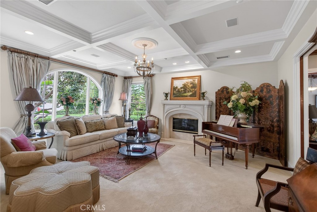 6952 Royal Hunt Ridge