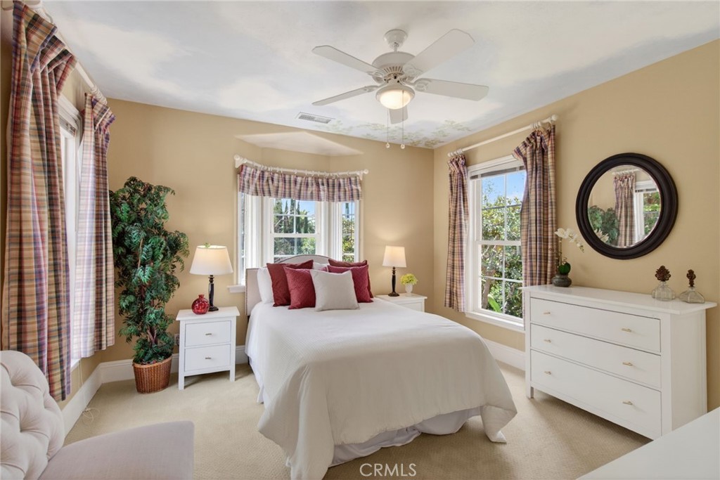6952 Royal Hunt Ridge
