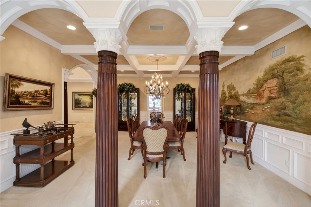 6952 Royal Hunt Ridge