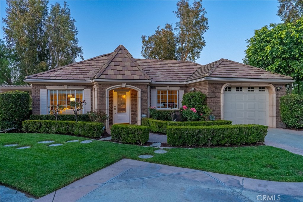 6952 Royal Hunt Ridge