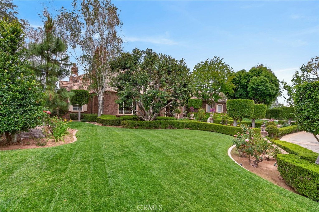 6952 Royal Hunt Ridge