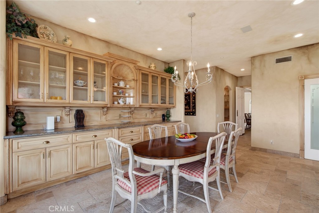 6952 Royal Hunt Ridge