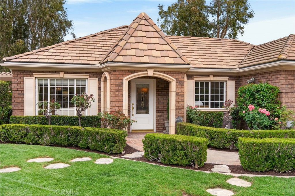 6952 Royal Hunt Ridge