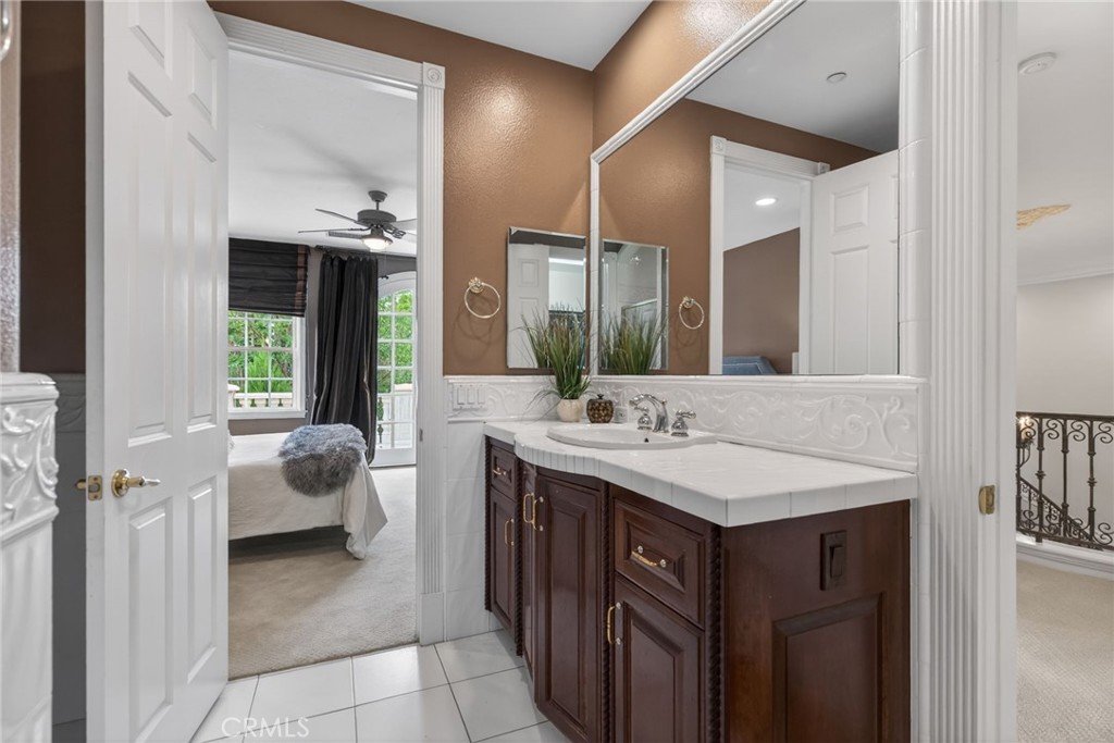 6952 Royal Hunt Ridge
