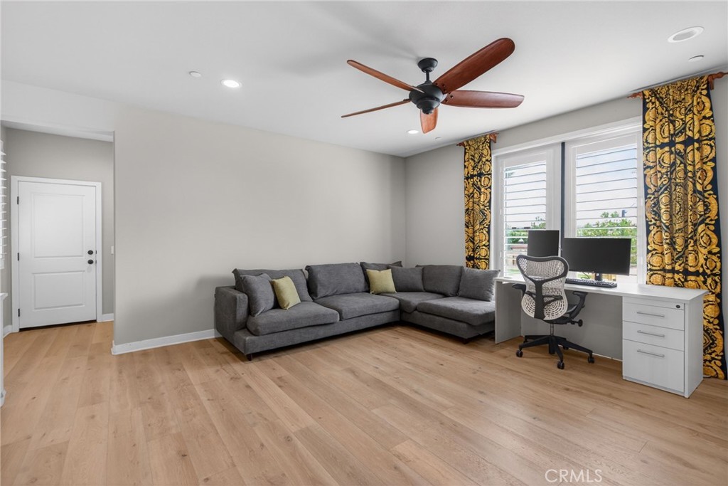 13488 Gold Medal Court