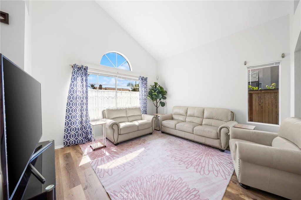 9253 Sunridge