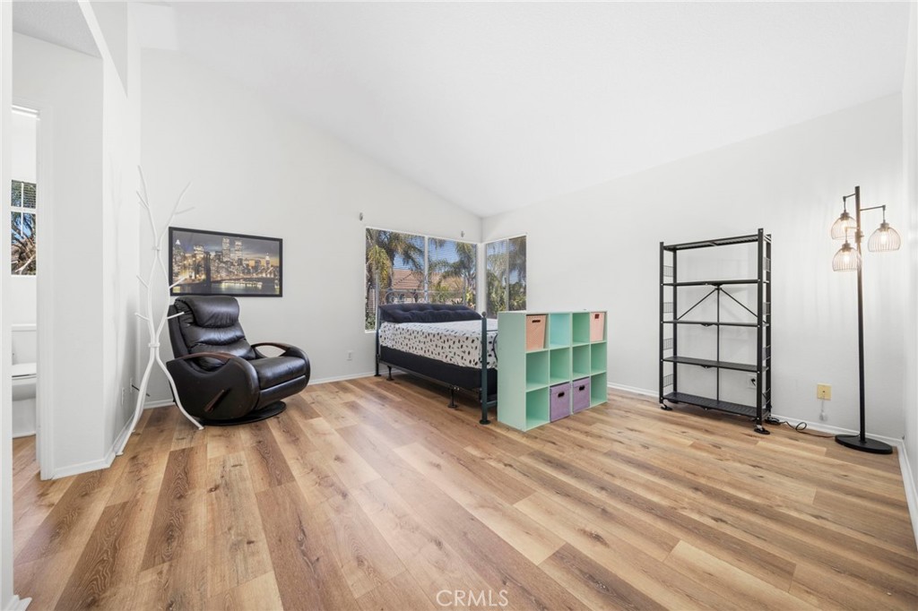 9253 Sunridge