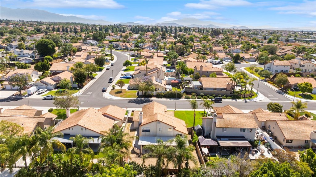 9253 Sunridge