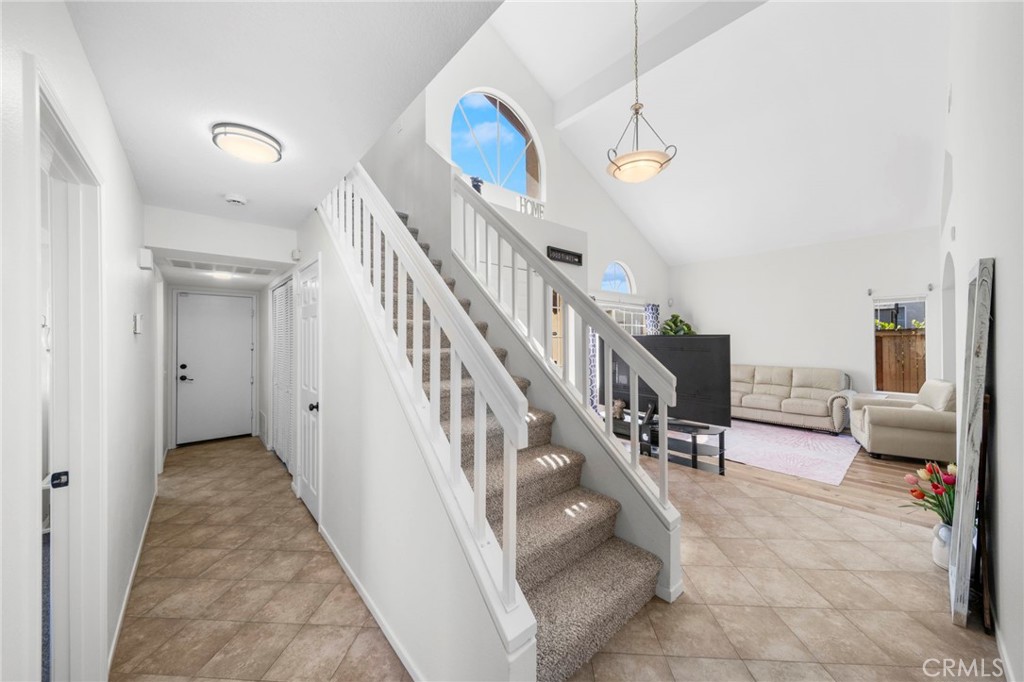 9253 Sunridge