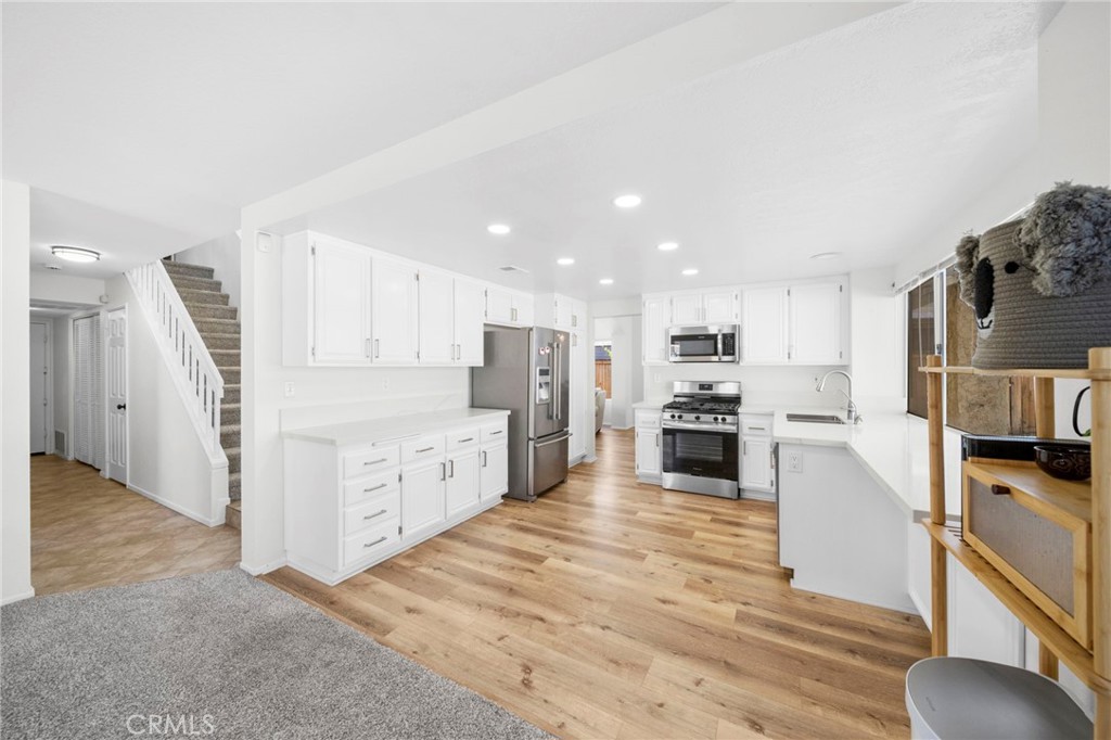 9253 Sunridge