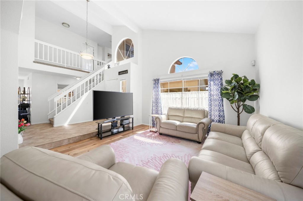 9253 Sunridge