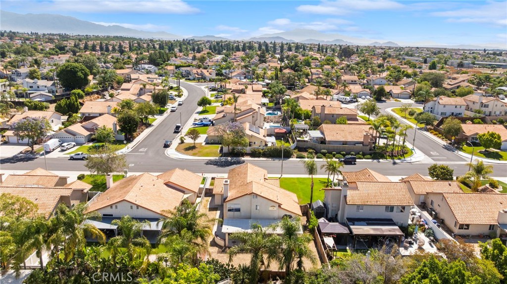9253 Sunridge
