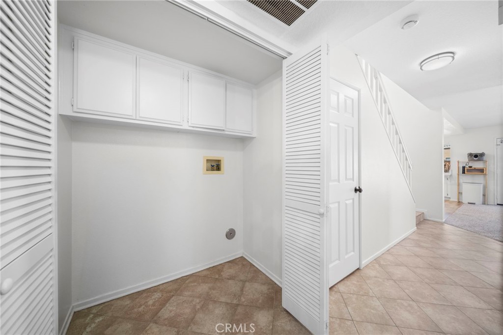 9253 Sunridge