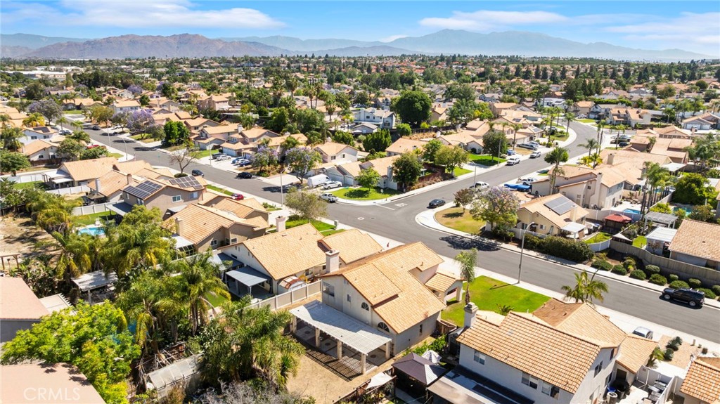 9253 Sunridge