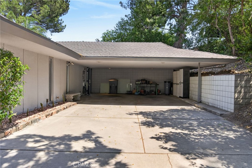 11517 Tulane